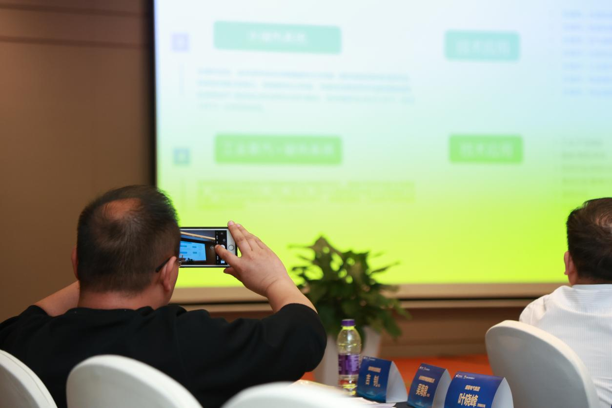 光伏電站_家用太陽能光伏發電_光伏發電代理加盟 光伏電站_家用太陽能光伏發電_光伏發電代理加盟