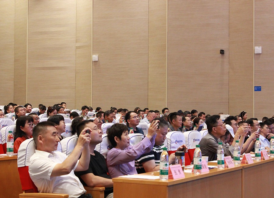 光伏電站_家用太陽能光伏發(fā)電_光伏發(fā)電代理加盟 光伏電站_家用太陽能光伏發(fā)電_光伏發(fā)電代理加盟